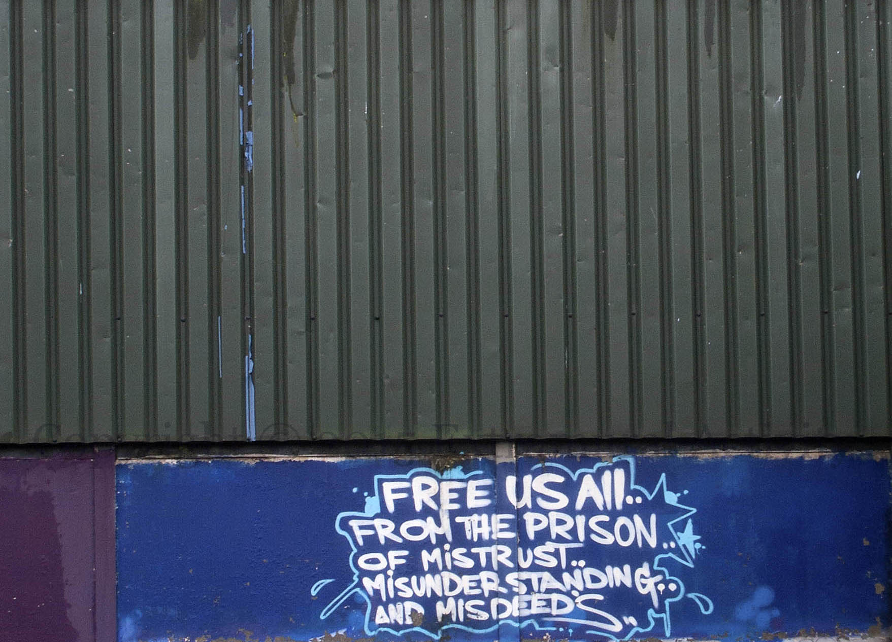 03206 2015-12-01 Prison Of Mistrust 3+