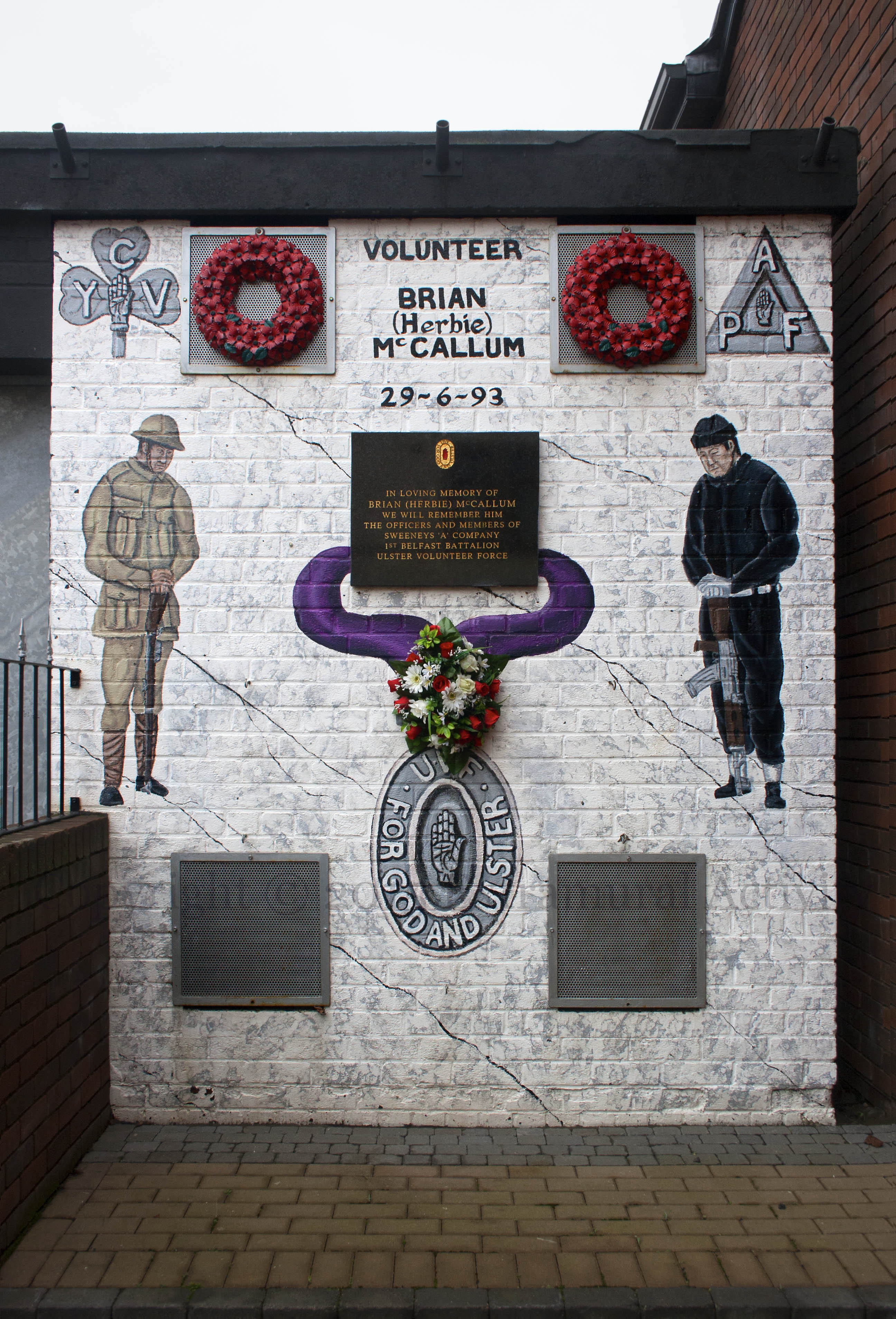 03213 2015-12-04 McCallum+