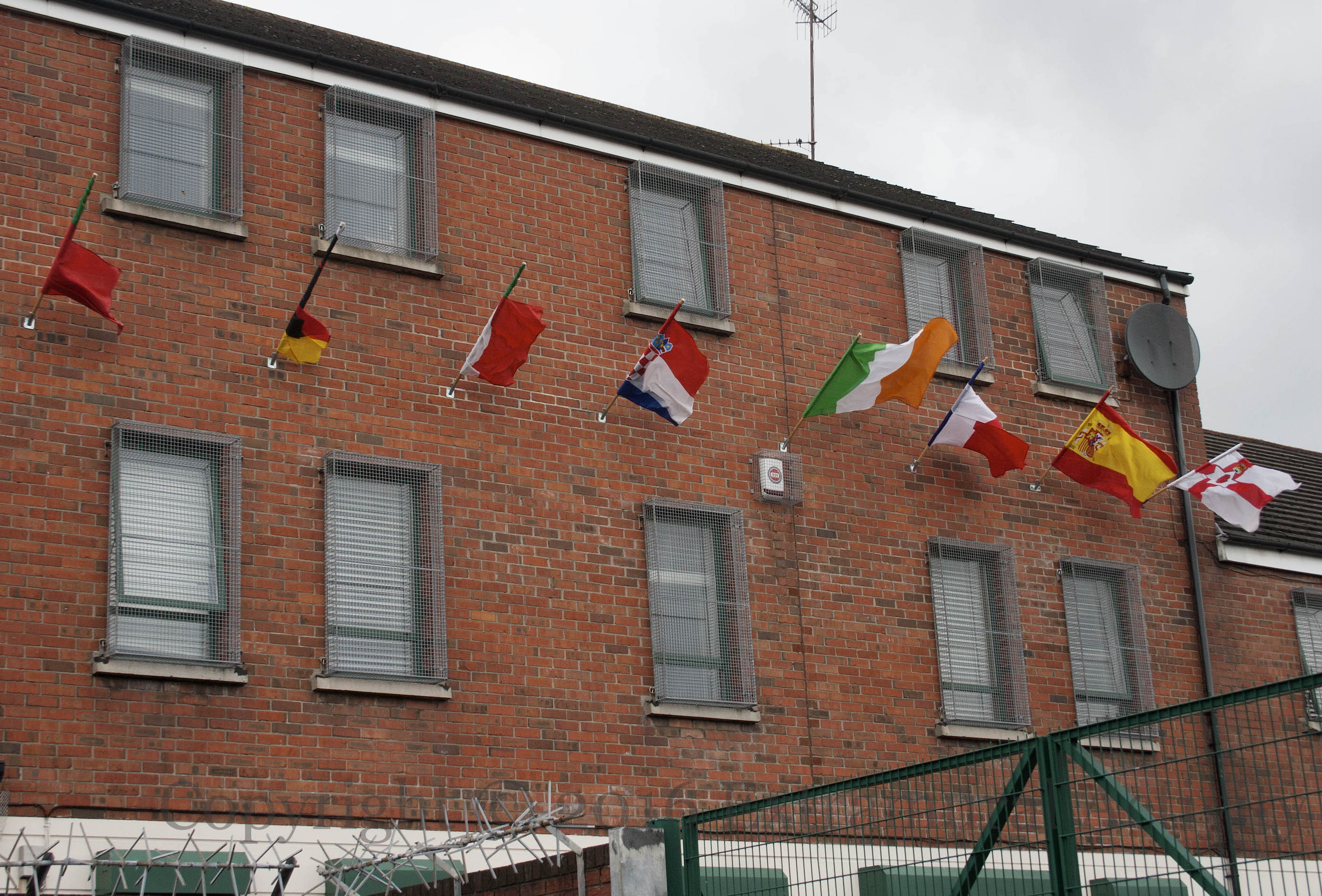 03578 2016-06-30 Frank Gillen flags+