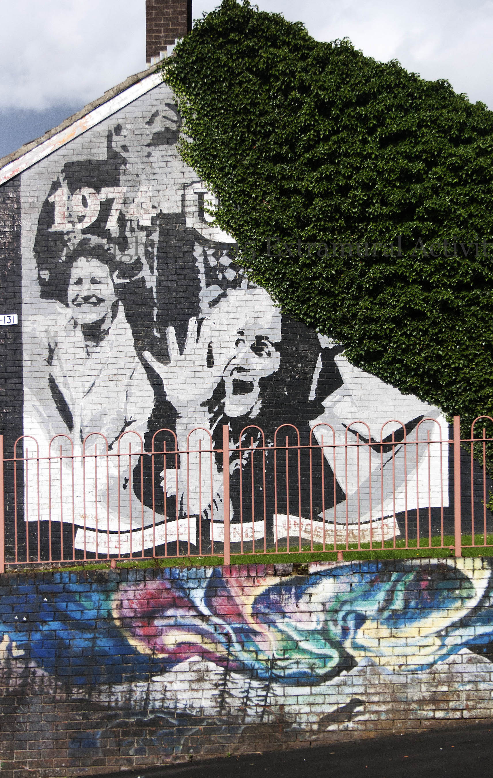 2015-08-04 WorkersStrikeDerry+