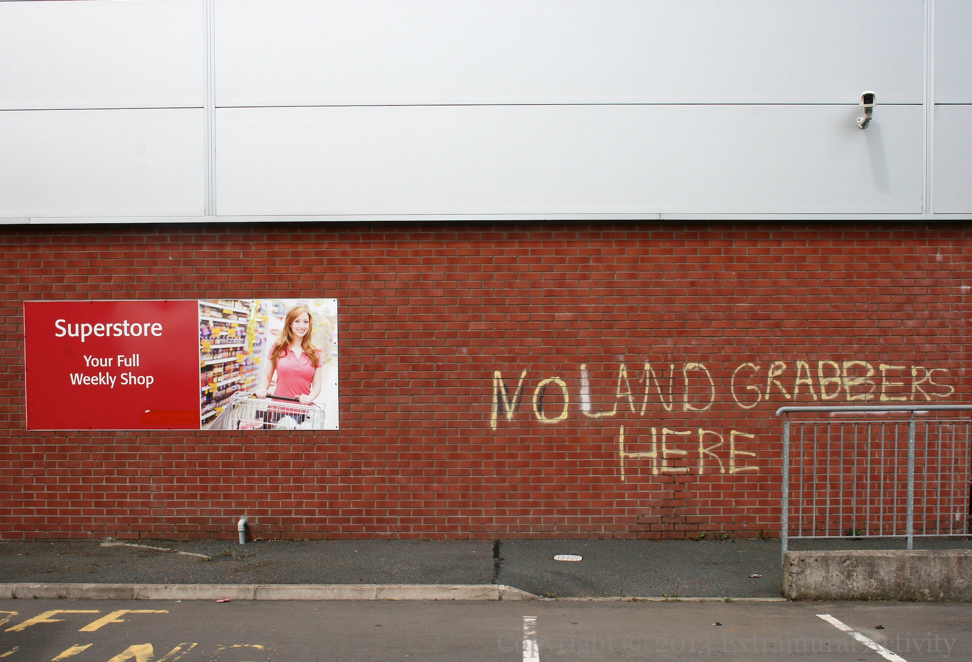 2013-08-05 NoGrabbersFarRight+